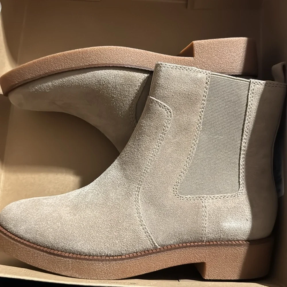 NWT! Lucky Brand Dune Ressy Ankle Booties - Size 8.5 🏠